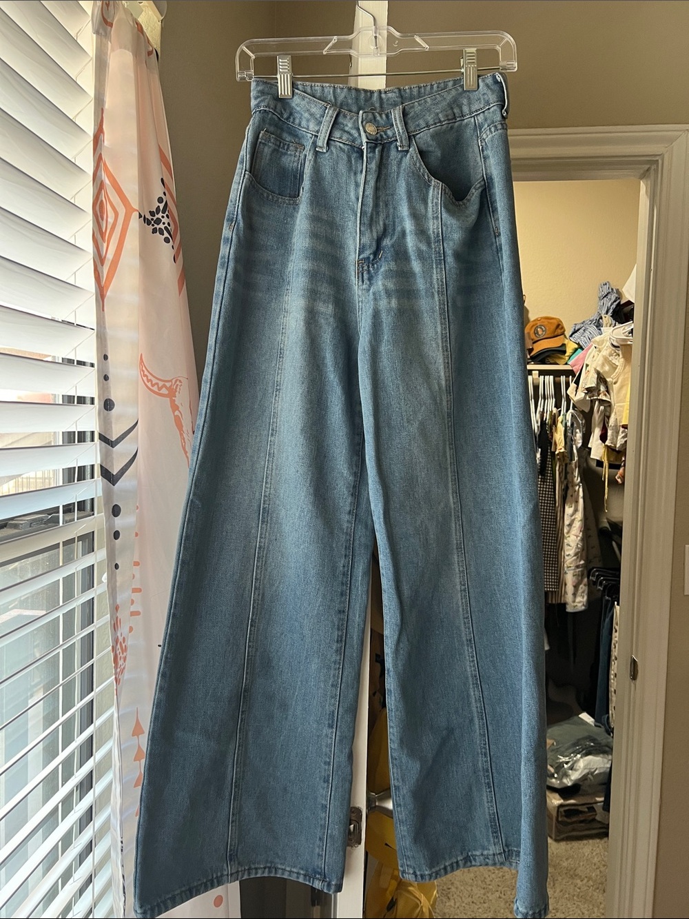 SHEIN Light Blue Wide Leg High-Rise Jeans